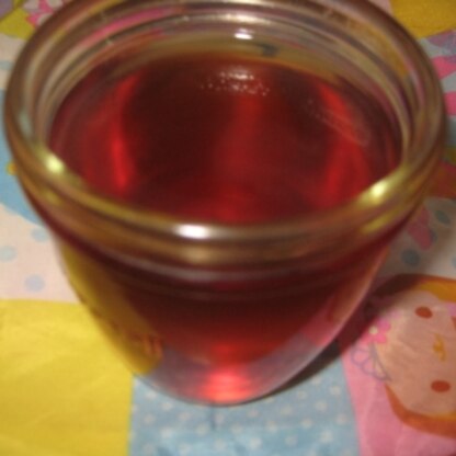 麦茶の香ばしさがプーアール茶のクセをマイルドにしていますね。
これならおいしく飲めます。♪
ごちそうさまでした。（*^_^*）